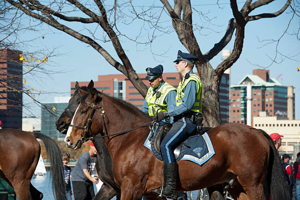 警察 rowds ので、パレードレッドソッ�クスの選手権 - boston red sox ストックフォトと画像