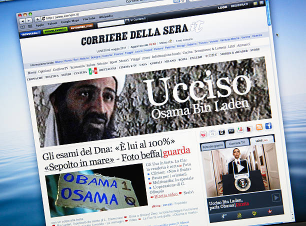 www.corriere.it anunciar la muerte de osama bin laden - bin laden fotografías e imágenes de stock