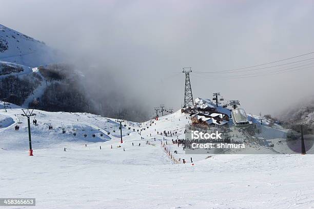 Estação De Esqui Cerro Catedral Acima Das Nuvens - Fotografias de stock e mais imagens de Bariloche