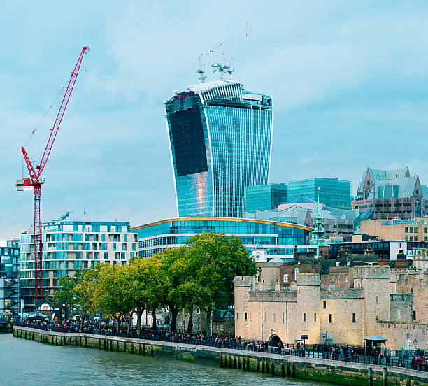 20 펜처치 street 미흡함 동안 공사장 - crane skyline uk tower of london 뉴스 사진 이미지