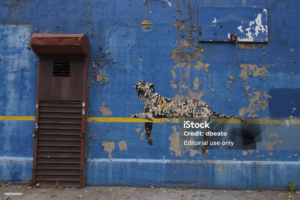 Bansky tintas do Bronx - Foto de stock de Grafite - Produção artística royalty-free