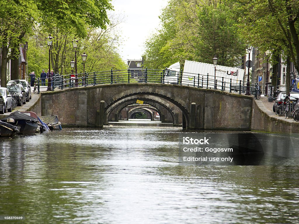 アムステルダムの運河の風景 - アムステルダムのロイヤリティフリーストックフォト