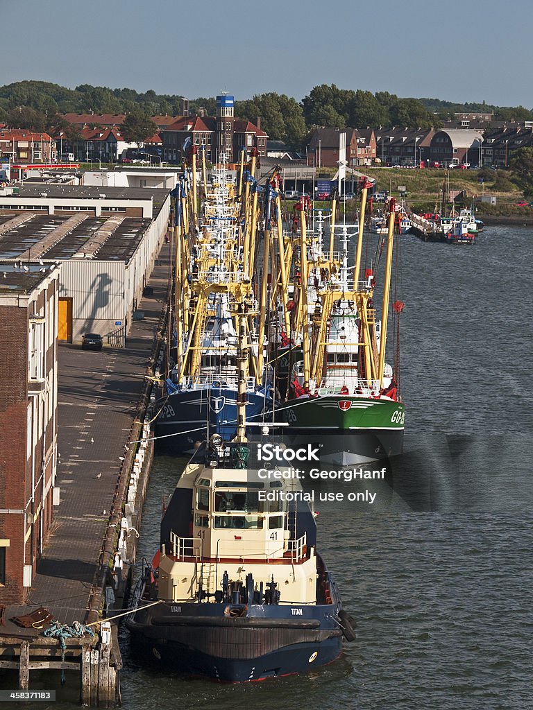 Frota de pesca de IJmuiden - Foto de stock de Barco de Pesca de Camarões royalty-free