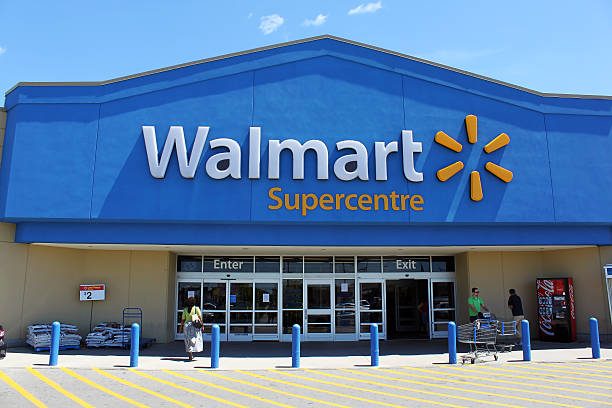 walmart supercentre frente da loja - day outdoors built structure building exterior - fotografias e filmes do acervo