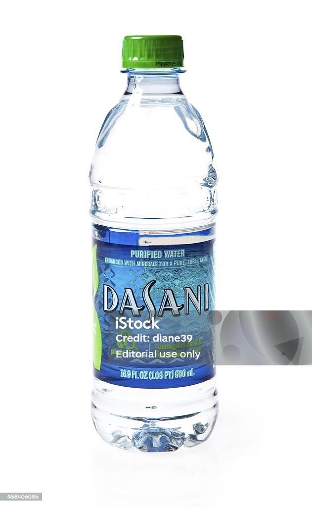 Botol Air Dasani Terisolasi Foto Stok - Unduh Gambar Sekarang ...