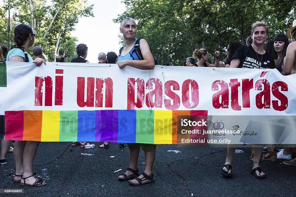 데모 (게이) 프라이드 퍼레이드 (Madrid - 로열티 프리 남자 스톡 사진