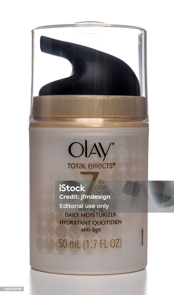 Olay total Efectos anti-los jar antigüedad de crema hidratante - Foto de stock de Antiarrugas libre de derechos