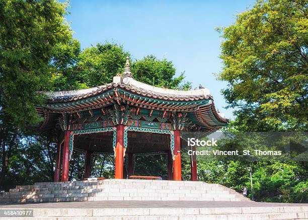 Namsanpavillon Stockfoto und mehr Bilder von Architektur - Architektur, Berg Namsan - Seoul, Fotografie