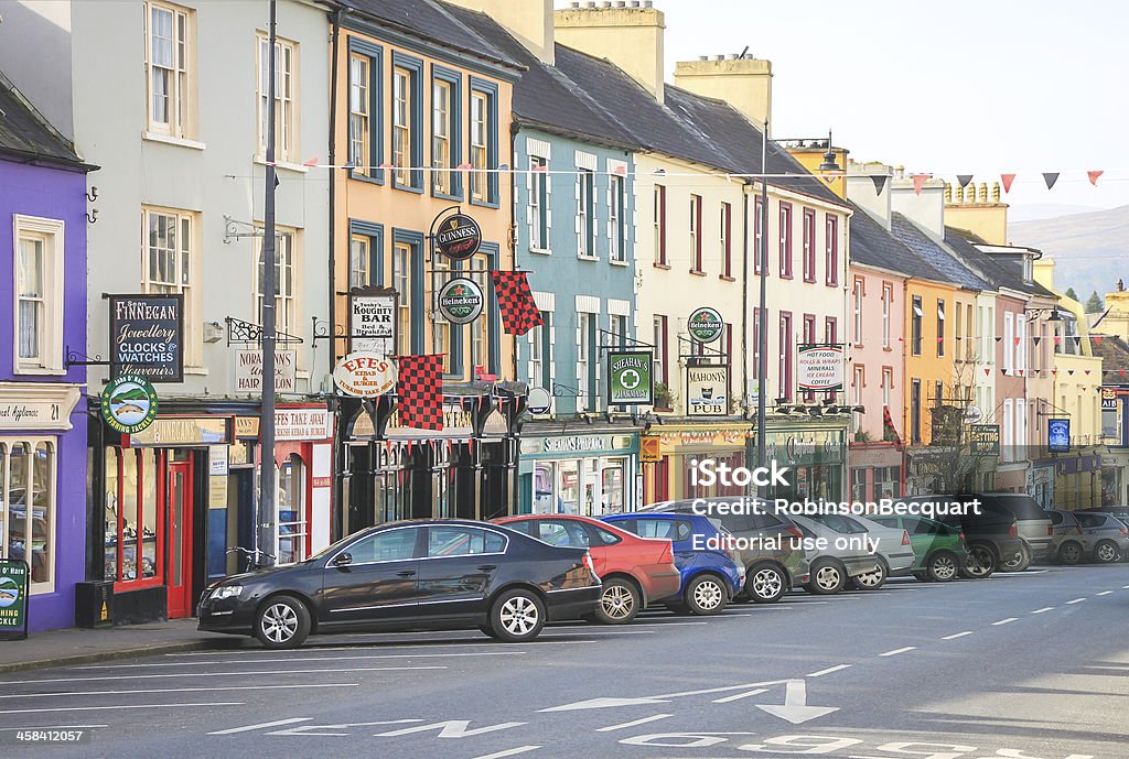 Kenmare strada principale, Irlanda - Foto stock royalty-free di Ambientazione esterna