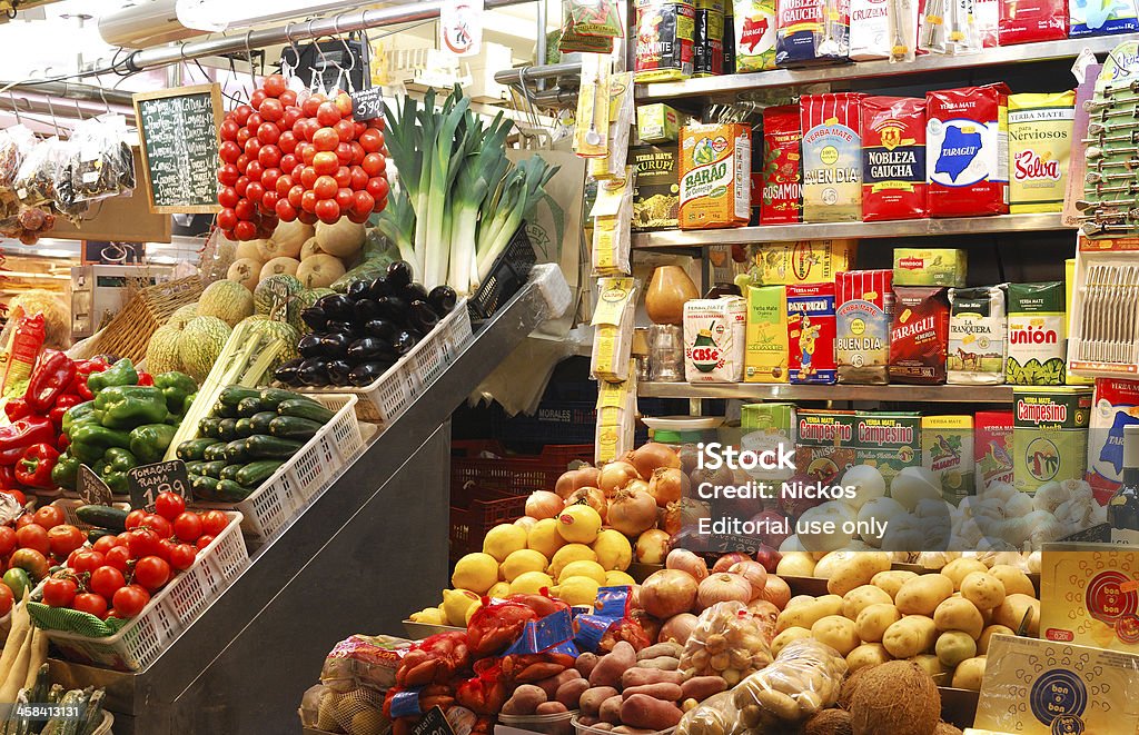 Greengrocer Boutique du marché.  Barcelone.  L'Espagne - Photo de Affaires libre de droits