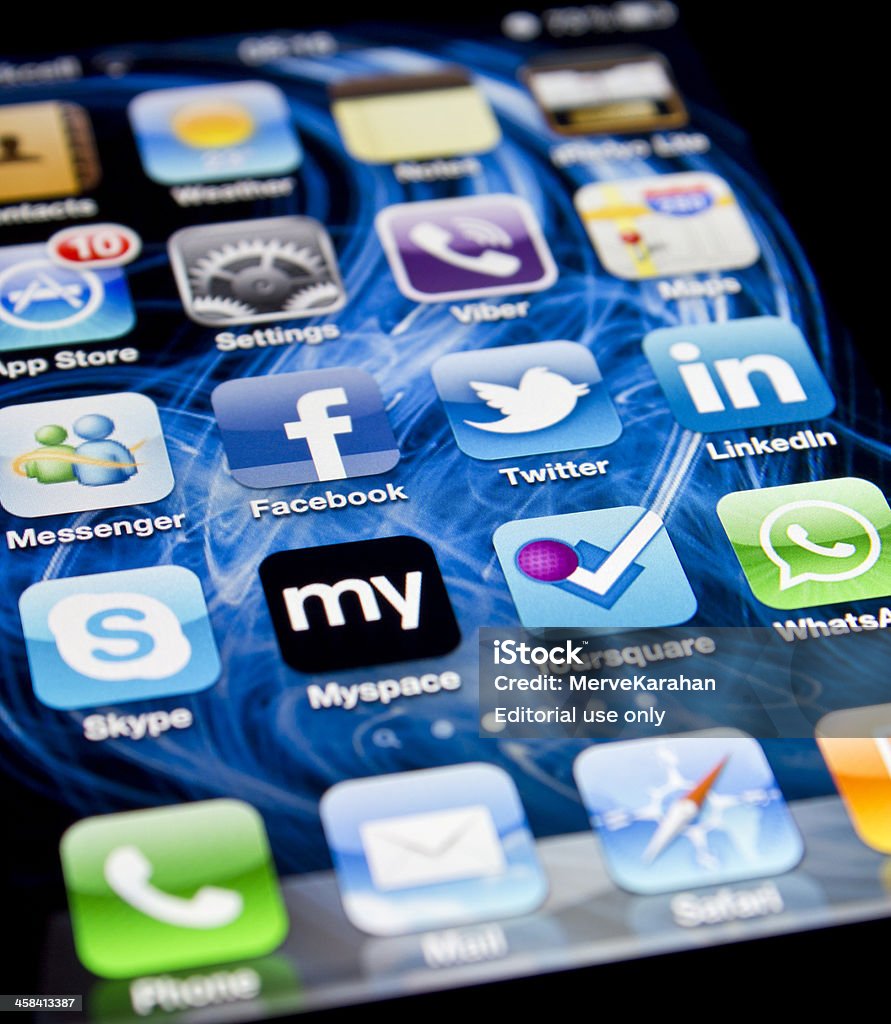Social-Media-Apps auf Iphone 4 - Lizenzfrei Apple Computer Stock-Foto