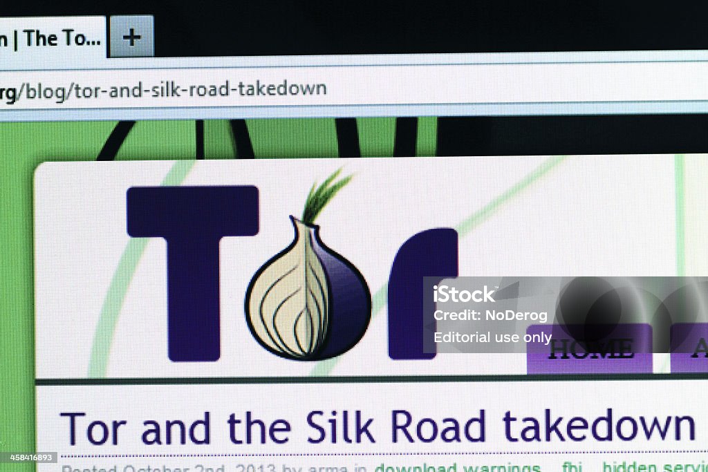 Tor site no monitor de computador - Foto de stock de Deep web royalty-free