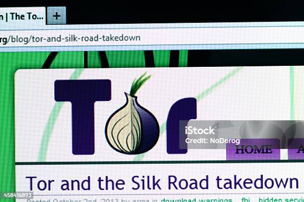 Foto de Tor Site No Monitor De Computador e mais fotos de stock de Deep web - Deep web, Comunicação, Crime