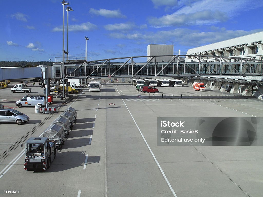 Flughafen Stuttgart-Echterdingen, Deutschland - Lizenzfrei Fracht Stock-Foto