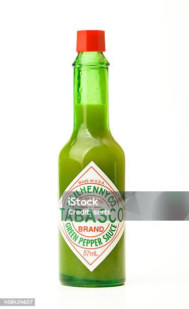Tabasco Sauce Aus Grünem Pfeffer Stockfoto und mehr Bilder von Etikett - Etikett, Flasche, Scharfe Sauce