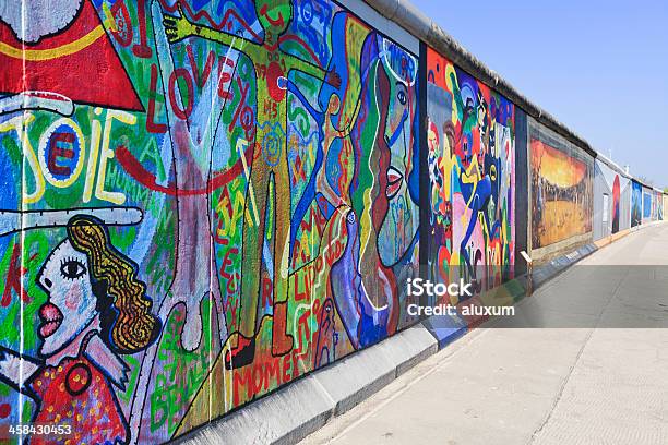 Galeria East Side Ściany Berlin Niemcy - zdjęcia stockowe i więcej obrazów Mur berliński - Mur berliński, Berlin, Mur