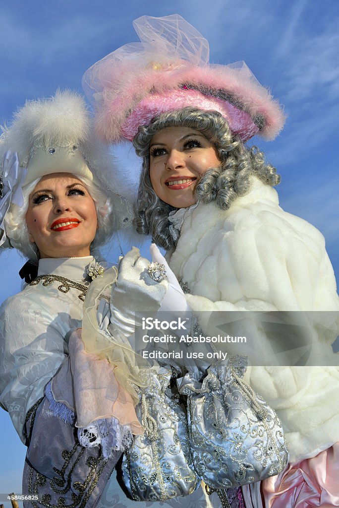 Casal Carnaval de Veneza de 2013 ao pôr do sol, Canale Grande, Itália - Royalty-free Adulto Foto de stock