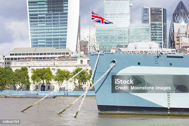 Hms Belfast Nel Quartiere Di Southwark Londra - Fotografie stock e altre immagini di 20 Fenchurch Street - 20 Fenchurch Street, Ambientazione esterna, Bandiera