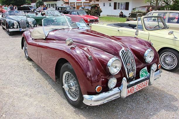 jaguar xk 140 - jaguar car vintage car collectors car personal land vehicle - fotografias e filmes do acervo