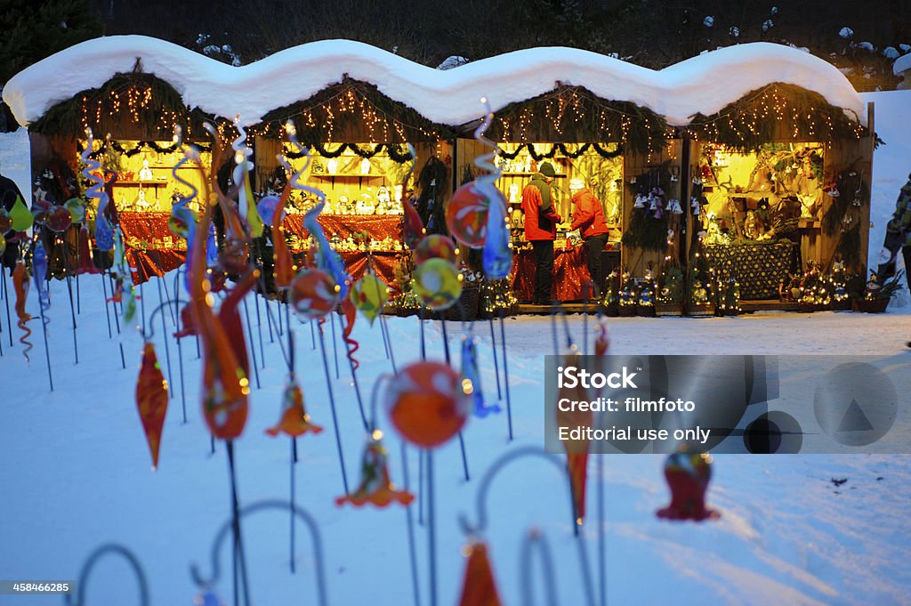 Mercado navideño en baviera - Foto de stock de Adorno de navidad libre de derechos