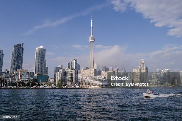Foto de Horizonte De Toronto e mais fotos de stock de América do Norte - América do Norte, Barco a Motor, Canadá