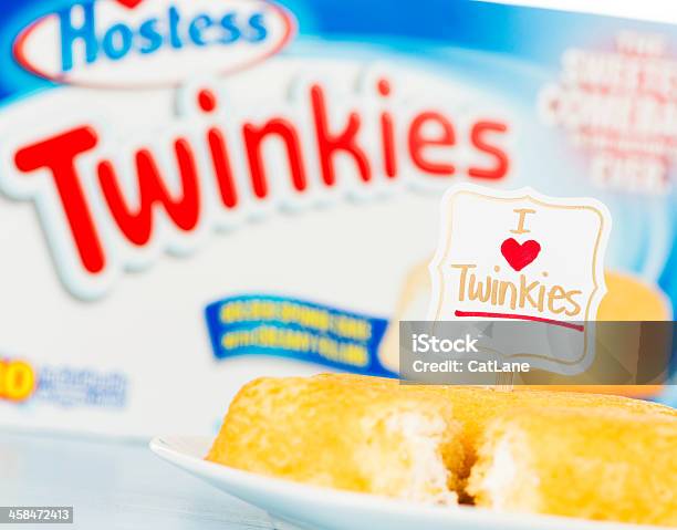 Adoro Hostess Twinkies - Fotografie stock e altre immagini di Dolce - Dolce, Organizzatore della festa, Alimentazione non salutare