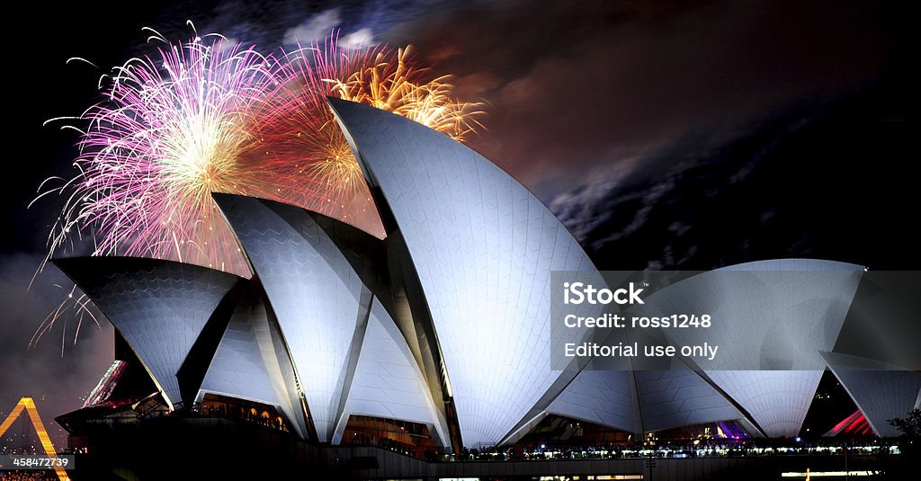 Sydney especial para la víspera de Año Nuevo - Foto de stock de Teatro de la Ópera de Sydney libre de derechos
