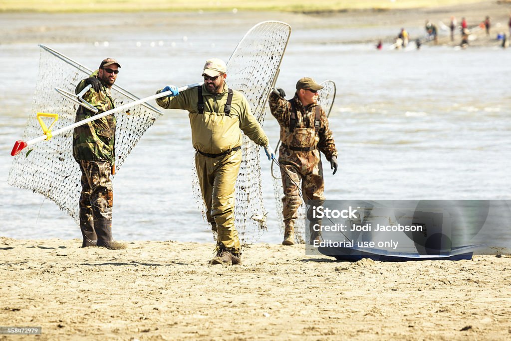 Love Local: Dip pesca con red de Kenai Alaska - Foto de stock de Actividad al aire libre libre de derechos