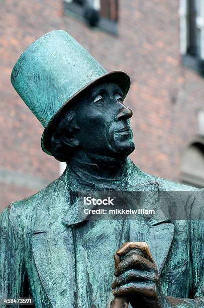 Photo libre de droit de Statue De La Célèbre Auteur Hans Christian Andersen Danoise banque d'images et plus d'images libres de droit de Art