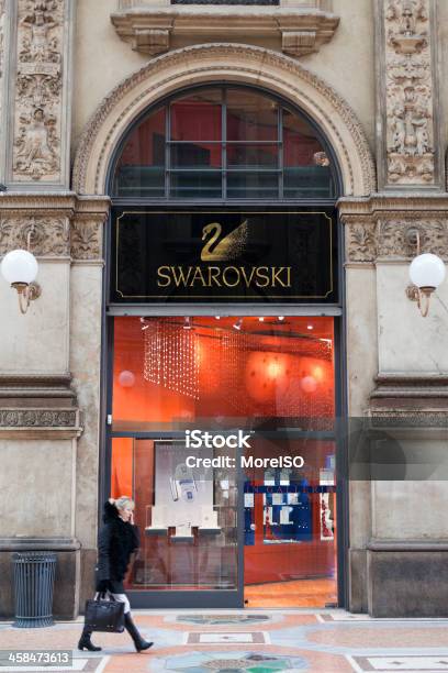 Swarovski Conservar Na Galeria Vittorio Emanuele Milão Itália - Fotografias de stock e mais imagens de Daniel Swarovski