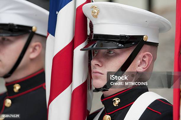 Photo libre de droit de Marine Couleur Sergent banque d'images et plus d'images libres de droit de Adulte - Adulte, Amour, Armée