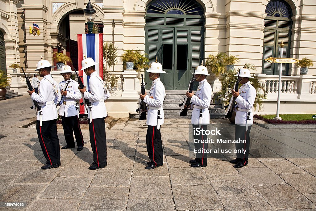 Desfile de los reyes protecciones - Foto de stock de Accesorio de cabeza libre de derechos