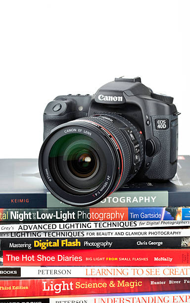 キヤノンカメラとフォトブック - camera dslr canon lens ストックフォトと画像