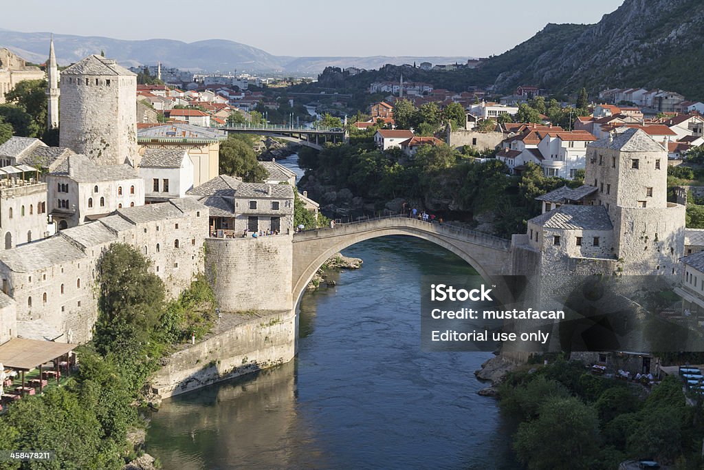 Mostar old bridge - Foto de stock de Antigo royalty-free