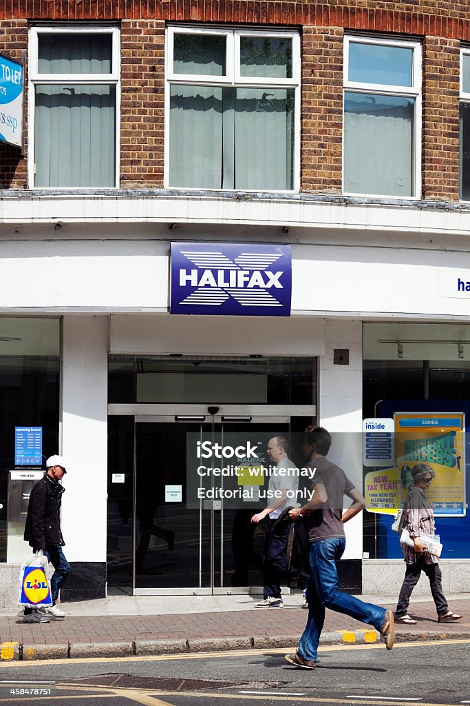 Fuera del banco Halifax - Foto de stock de Actividades bancarias libre de derechos