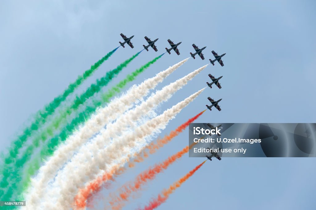 Italienische Flagge von Frecce Tricolori - Lizenzfrei Bomber Stock-Foto