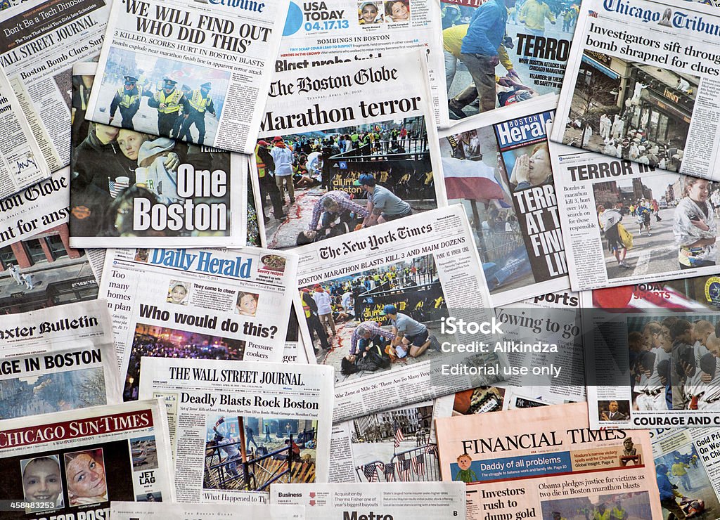 Bombenanschläge beim Boston-Marathon Überschrift collage mit Welt - Lizenzfrei Zeitung Stock-Foto