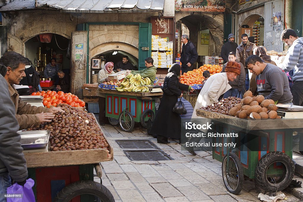 Иерусалим, Уличный рынок в Мусульманский квартал - Стоковые фото Киоск роя�лти-фри