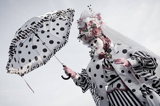 maschera di carnevale di venezia - venice italy flash foto e immagini stock