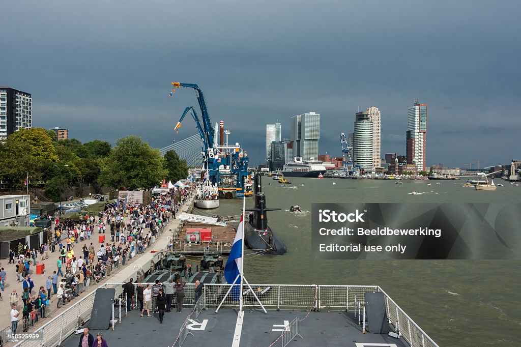 Jours du port de Rotterdam - Photo de Bateau de voyageurs libre de droits