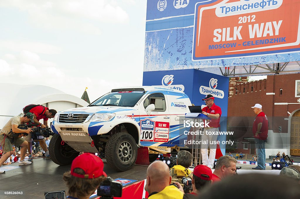 Silk Way Rally inizio - Foto stock royalty-free di Gara di rally