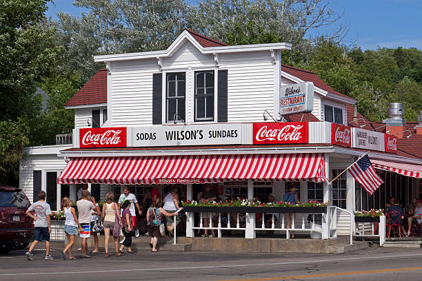 Wilson's Restaurant & Ice Cream Parlor - Photo