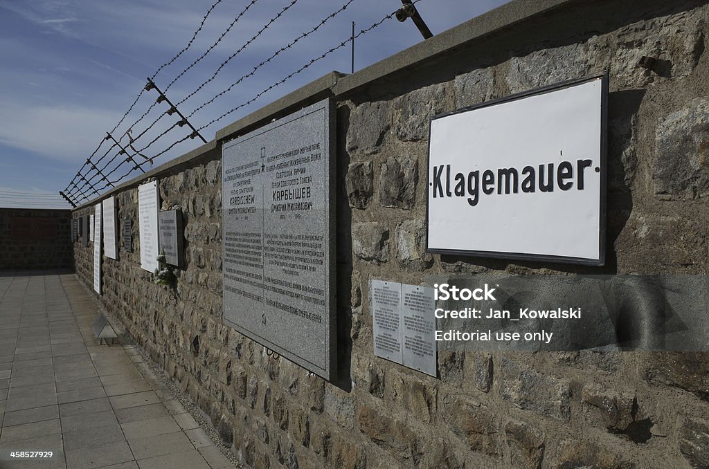 Klagemauer в Концлагерь Mauthausen - Стоковые фото Антисемитизм роялти-фри
