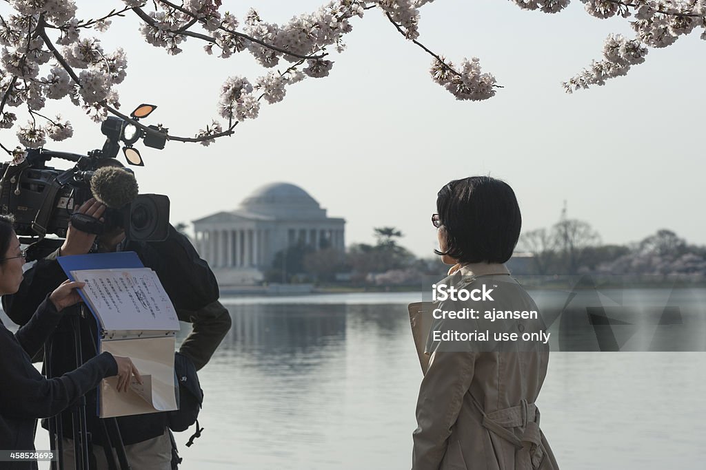 Câmara a equipa na Kirschblüten, tidal basin, washington - Royalty-free Adulto Foto de stock