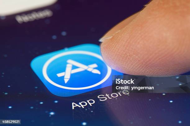 클릭하여 앱 스토어 아이콘을 이오스 7 휴대폰 앱에 대한 스톡 사진 및 기타 이미지 - 휴대폰 앱, 상점, Apple Computers