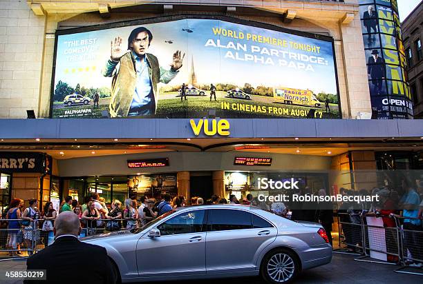 Alpha Papa Prima Del Film Londra - Fotografie stock e altre immagini di Leicester Square - Leicester Square, Prima cinematografica, Anna Karenina