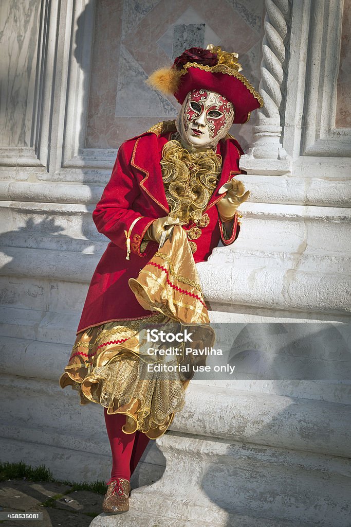 Rouge et or femme Masque de carnaval 2013, Venise, Italie - Photo de Adulte libre de droits