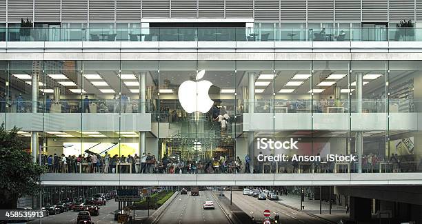 Foto de Apple Store No Centro Financeiro Internacional De Hong Kong e mais fotos de stock de Apple computers