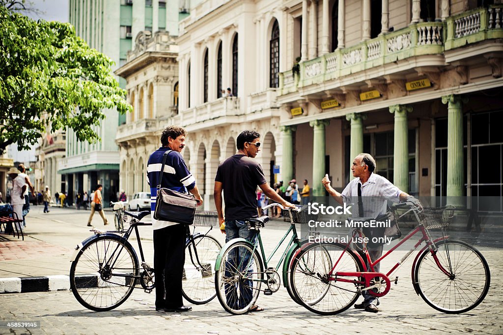 Los ciclistas - Foto de stock de Cuba libre de derechos