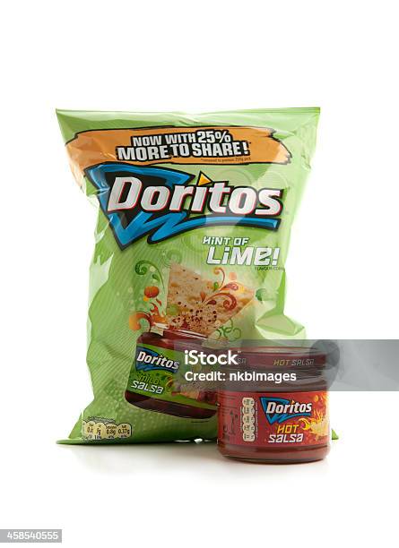 Sugestão De Cal Doritos Chips Com Molho Picante - Fotografias de stock e mais imagens de Alimentação Não-saudável - Alimentação Não-saudável, Comida, Comida e Bebida